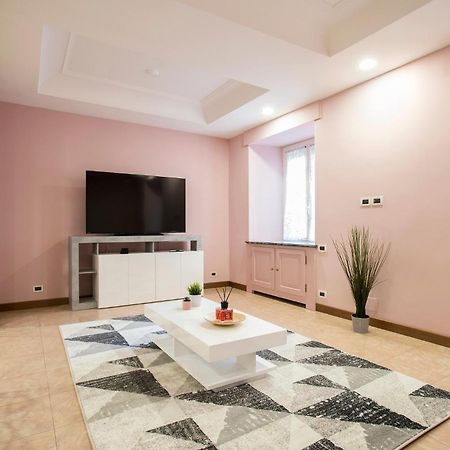 Appia Luxe - A Poche Fermate Del Centro Apartment Rome Exterior photo
