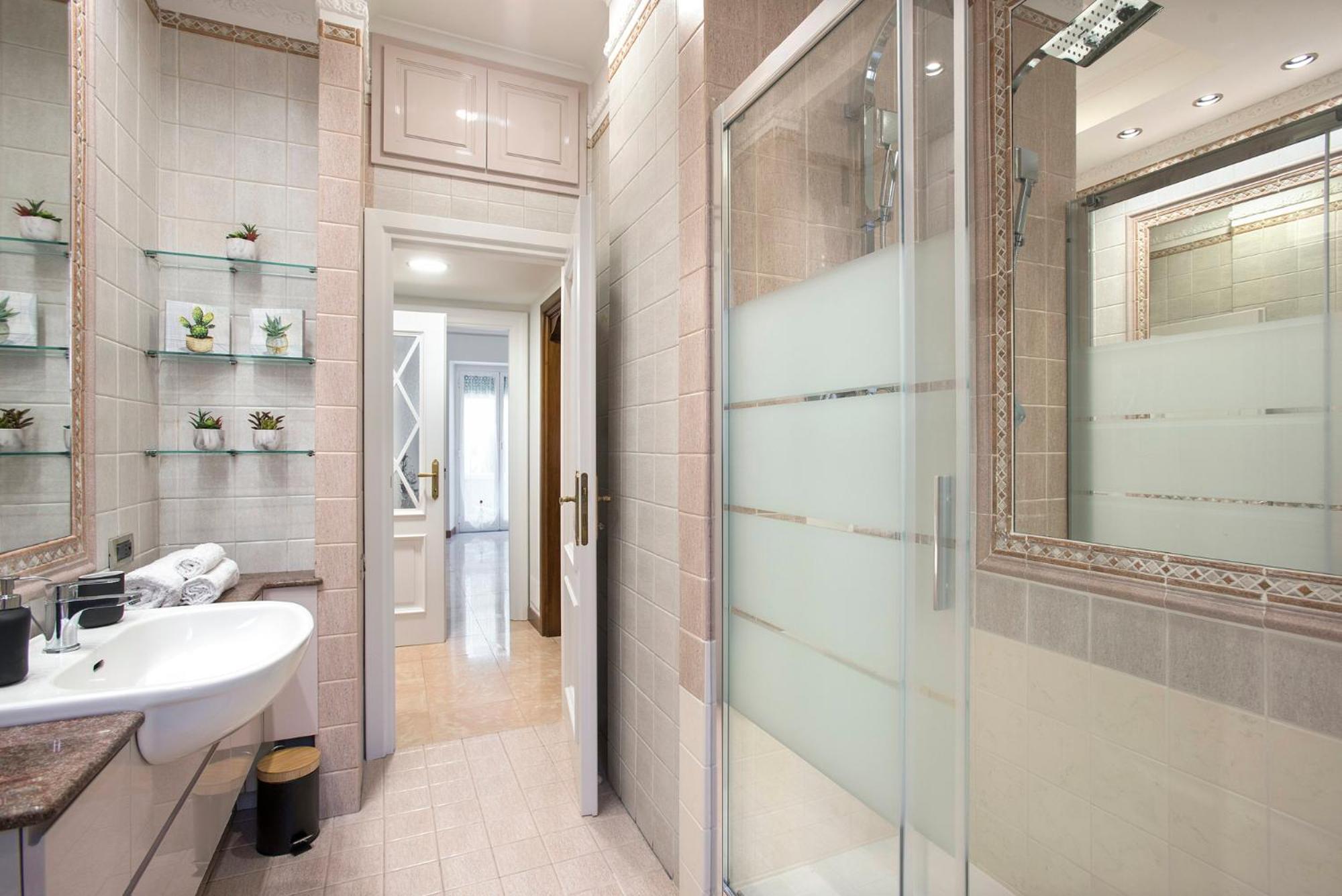 Appia Luxe - A Poche Fermate Del Centro Apartment Rome Exterior photo